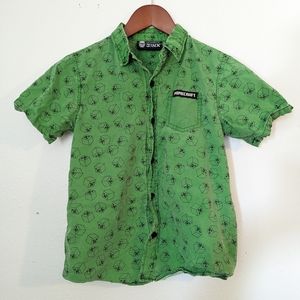 Boys Minecraft Button Down Shirt - Size M